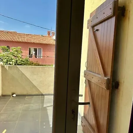 Maison 50 M De La Plage Semesterbostad *